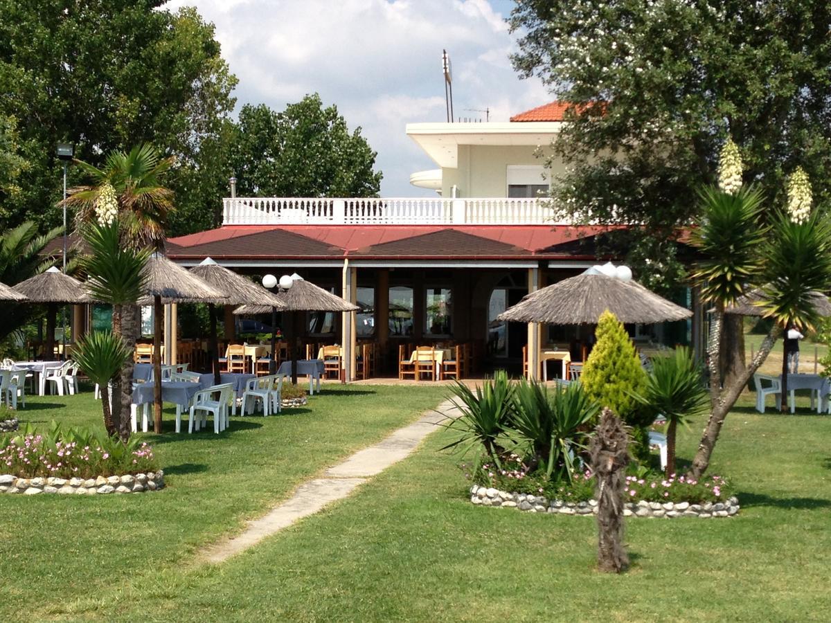 Hotel Akrogiali Korinós Exteriér fotografie