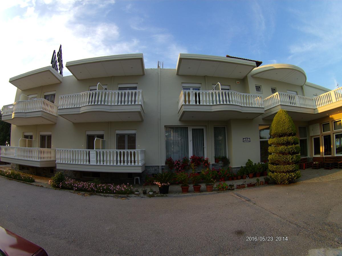 Hotel Akrogiali Korinós Exteriér fotografie