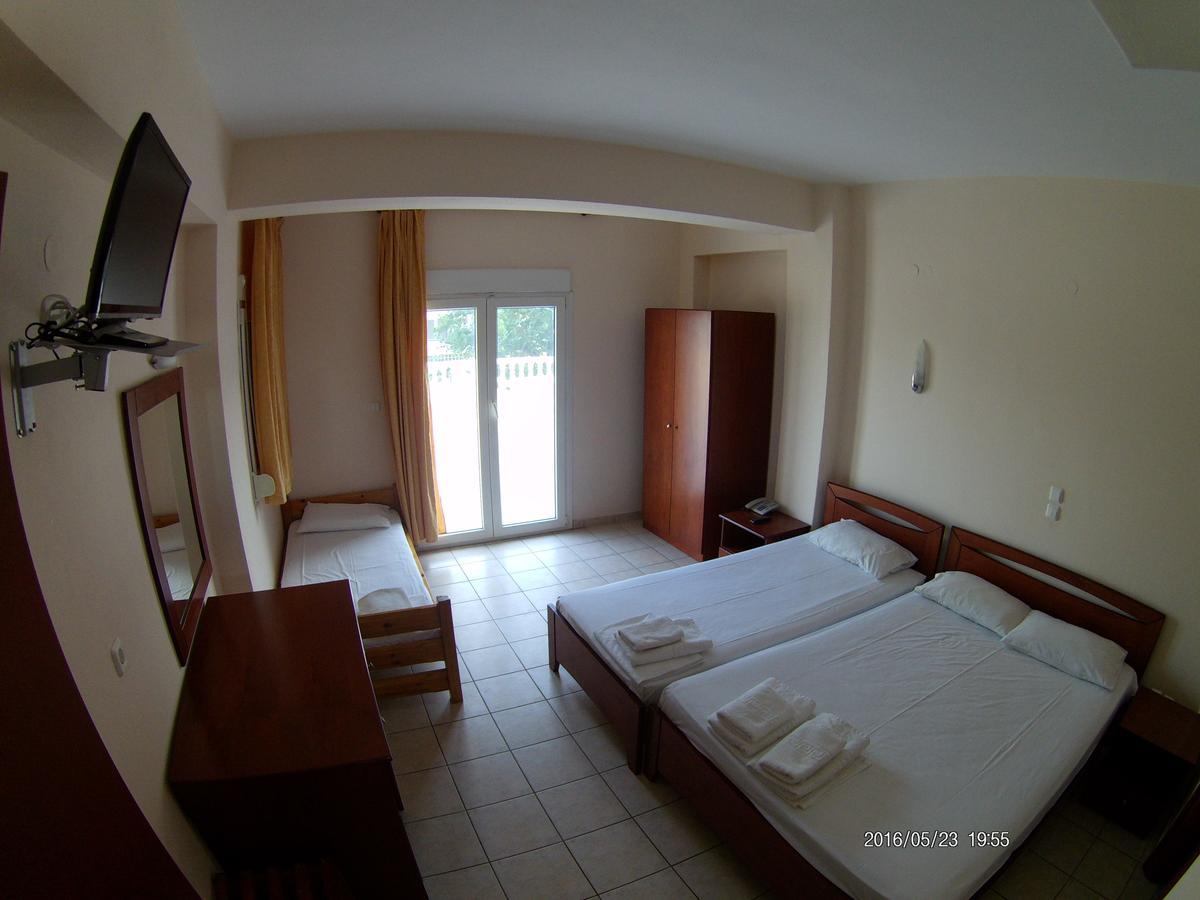 Hotel Akrogiali Korinós Exteriér fotografie