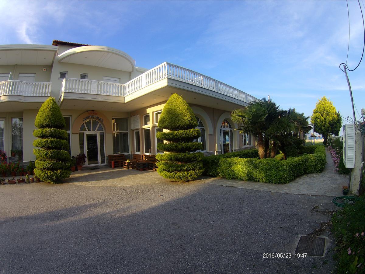 Hotel Akrogiali Korinós Exteriér fotografie