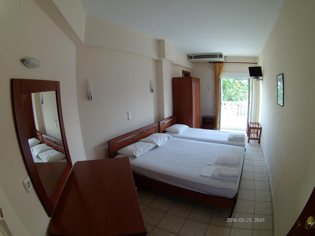 Hotel Akrogiali Korinós Exteriér fotografie